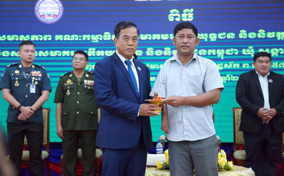 អ.ន.ក.ខេត្តសៀមរាប រៀបចំពិធីប្រកាសសមាសភាពគណៈកម្មាធិការ ខេត្ត ក្រុង និងស្រុក - Image 6