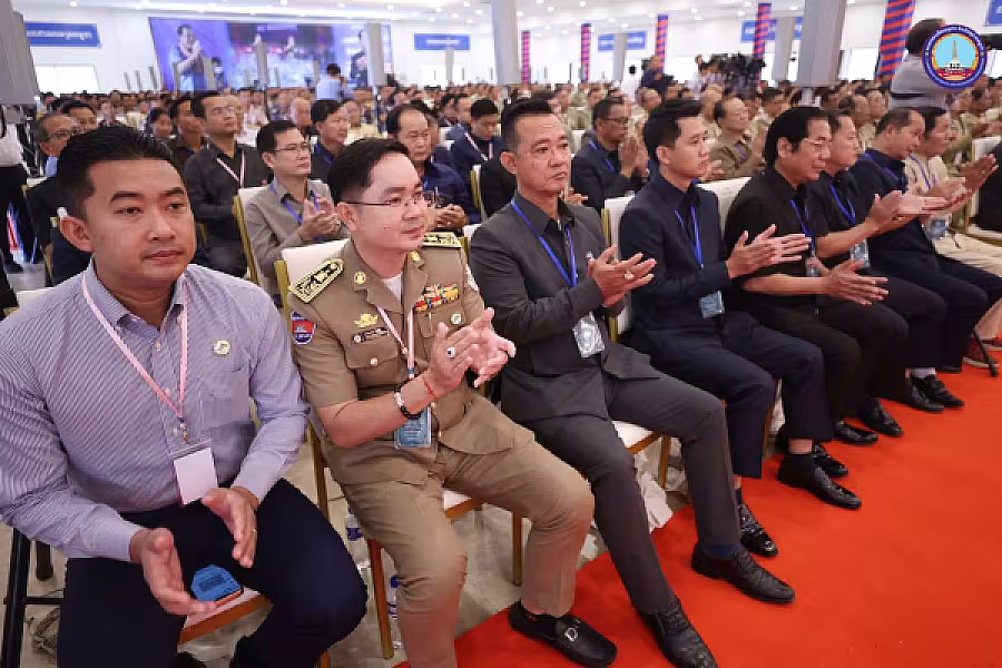 សម្តេចអគ្គមហាសេនាបតីតេជោ ហ៊ុន សែន អញ្ជើញជាអធិបតីដ៏ខ្ពង់ខ្ពស់ក្នុងពិធីសំណេះសំណាលជាមួយក្រុមប្រឹក្សាខេត្តស្ទឹងត្រែង - Image 24