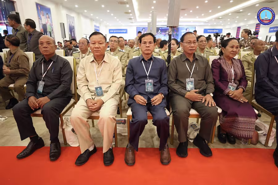 សម្តេចអគ្គមហាសេនាបតីតេជោ ហ៊ុន សែន អញ្ជើញជាអធិបតីដ៏ខ្ពង់ខ្ពស់ក្នុងពិធីសំណេះសំណាលជាមួយក្រុមប្រឹក្សាខេត្តស្ទឹងត្រែង - Image 26