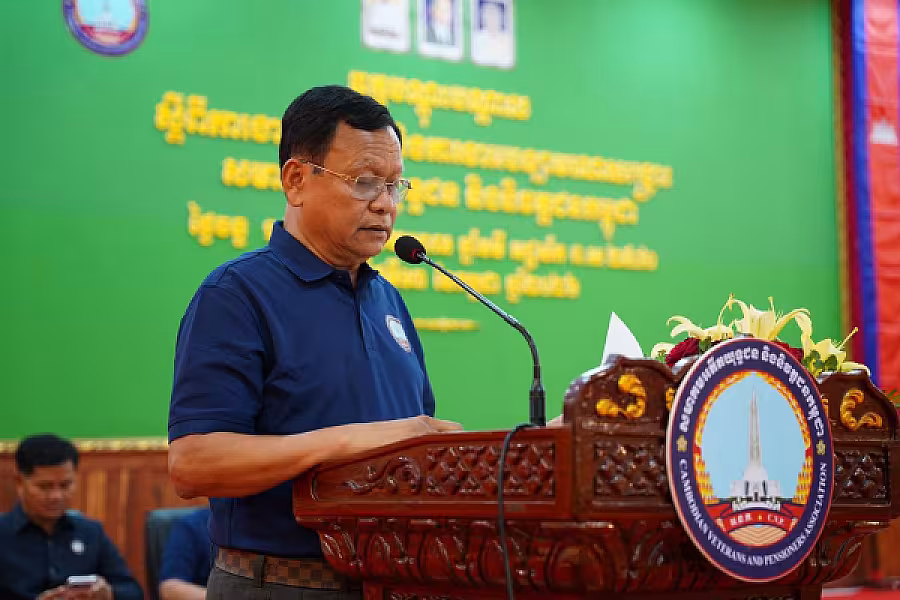 ឯកឧត្តម អ៊ុំ សុខ អញ្ជើញបើកវគ្គបណ្តុះបណ្តាលស្តីពីការងាររដ្ឋបាល និង ការងារបេឡាមរណសង្គ្រោះ ជូន អ.ន.ក.ខេត្តកំពត - Image 6