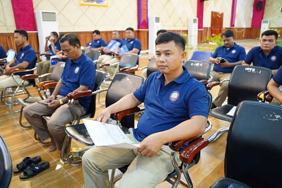 ឯកឧត្តម អ៊ុំ សុខ អញ្ជើញបើកវគ្គបណ្តុះបណ្តាលស្តីពីការងាររដ្ឋបាល និង ការងារបេឡាមរណសង្គ្រោះ ជូន អ.ន.ក.ខេត្តកំពត - Image 18