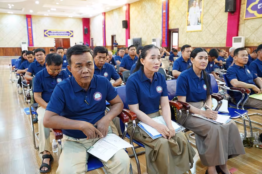 ឯកឧត្តម អ៊ុំ សុខ អញ្ជើញបើកវគ្គបណ្តុះបណ្តាលស្តីពីការងាររដ្ឋបាល និង ការងារបេឡាមរណសង្គ្រោះ ជូន អ.ន.ក.ខេត្តកំពត - Image 19