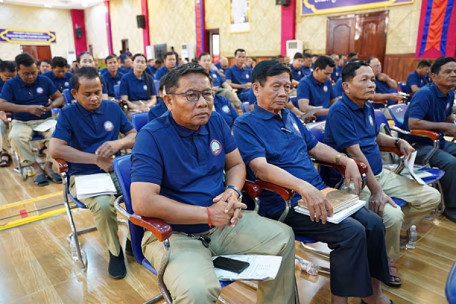 ឯកឧត្តម អ៊ុំ សុខ អញ្ជើញបើកវគ្គបណ្តុះបណ្តាលស្តីពីការងាររដ្ឋបាល និង ការងារបេឡាមរណសង្គ្រោះ ជូន អ.ន.ក.ខេត្តកំពត - Image 23