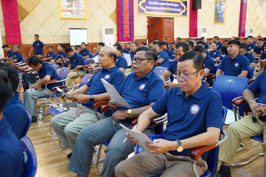 ឯកឧត្តម អ៊ុំ សុខ អញ្ជើញបើកវគ្គបណ្តុះបណ្តាលស្តីពីការងាររដ្ឋបាល និង ការងារបេឡាមរណសង្គ្រោះ ជូន អ.ន.ក.ខេត្តកំពត - Image 24