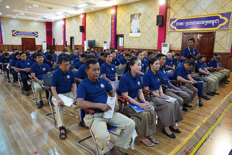 ឯកឧត្តម អ៊ុំ សុខ អញ្ជើញបើកវគ្គបណ្តុះបណ្តាលស្តីពីការងាររដ្ឋបាល និង ការងារបេឡាមរណសង្គ្រោះ ជូន អ.ន.ក.ខេត្តកំពត - Image 27