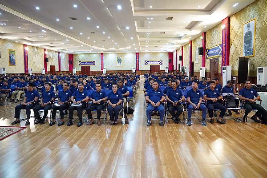 ឯកឧត្តម អ៊ុំ សុខ អញ្ជើញបើកវគ្គបណ្តុះបណ្តាលស្តីពីការងាររដ្ឋបាល និង ការងារបេឡាមរណសង្គ្រោះ ជូន អ.ន.ក.ខេត្តកំពត - Image 29