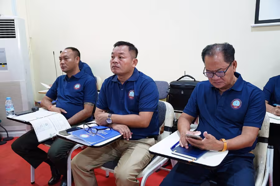 ឯកឧត្តម អ៊ុំ សុខ អញ្ជើញបើកវគ្គបណ្តុះបណ្តាលស្តីពីការងាររដ្ឋបាល និង ការងារបេឡាមរណសង្គ្រោះ ជូន អ.ន.ក.ខេត្តកែប - Image 31