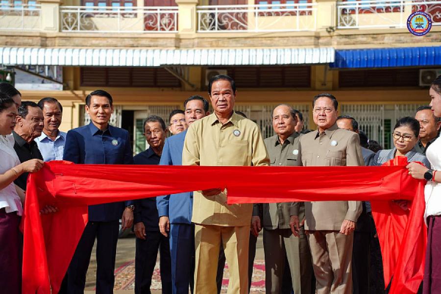 ឯកឧត្តមសន្តិបណ្ឌិត នេត សាវឿន រម្លឹកថា កម្ពុជាមានសុខសន្តិភាពបានមកពីអតីតយុទ្ធជន - Image 2