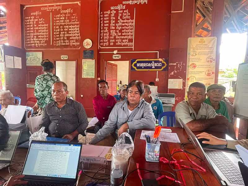 អ.ន.ក.ស្រុកសង្កែ និងសាខាឃុំ ចុះធ្វើបច្ចុប្បន្នភាពអតីតយុទ្ធជន និងនិវត្តជន  - Image 5