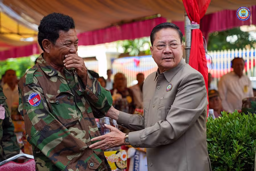 ឯកឧត្តមសន្តិបណ្ឌិត នេត សាវឿន រម្លឹកថា កម្ពុជាមានសុខសន្តិភាពបានមកពីអតីតយុទ្ធជន - Image 6