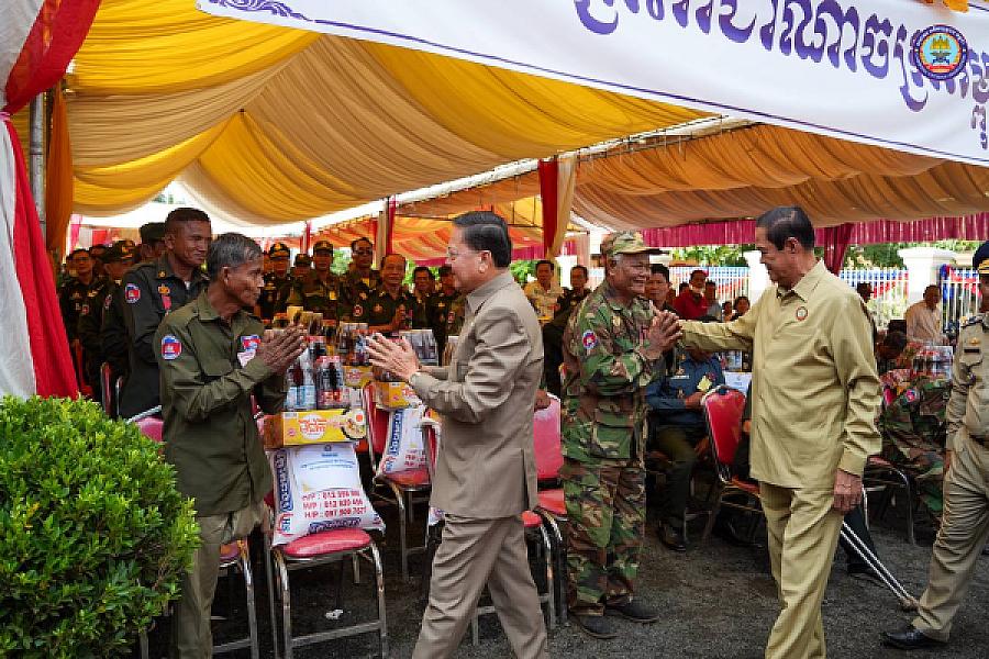 ឯកឧត្តមសន្តិបណ្ឌិត នេត សាវឿន រម្លឹកថា កម្ពុជាមានសុខសន្តិភាពបានមកពីអតីតយុទ្ធជន - Image 8