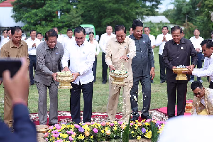 ឯកឧត្តម គន់ គីម អញ្ជើញក្នុងពិធីបញ្ចុះបឋមសិលាសាងសង់អគារទីស្នាក់ការ អ.ន.ក.ខេត្តកំពង់ស្ពឺ - Image 18