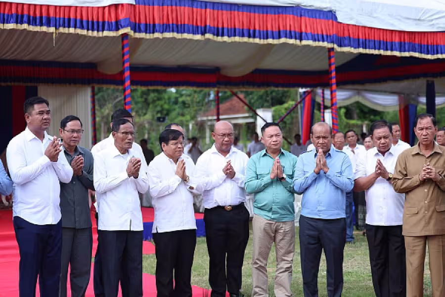 ឯកឧត្តម គន់ គីម អញ្ជើញក្នុងពិធីបញ្ចុះបឋមសិលាសាងសង់អគារទីស្នាក់ការ អ.ន.ក.ខេត្តកំពង់ស្ពឺ - Image 26