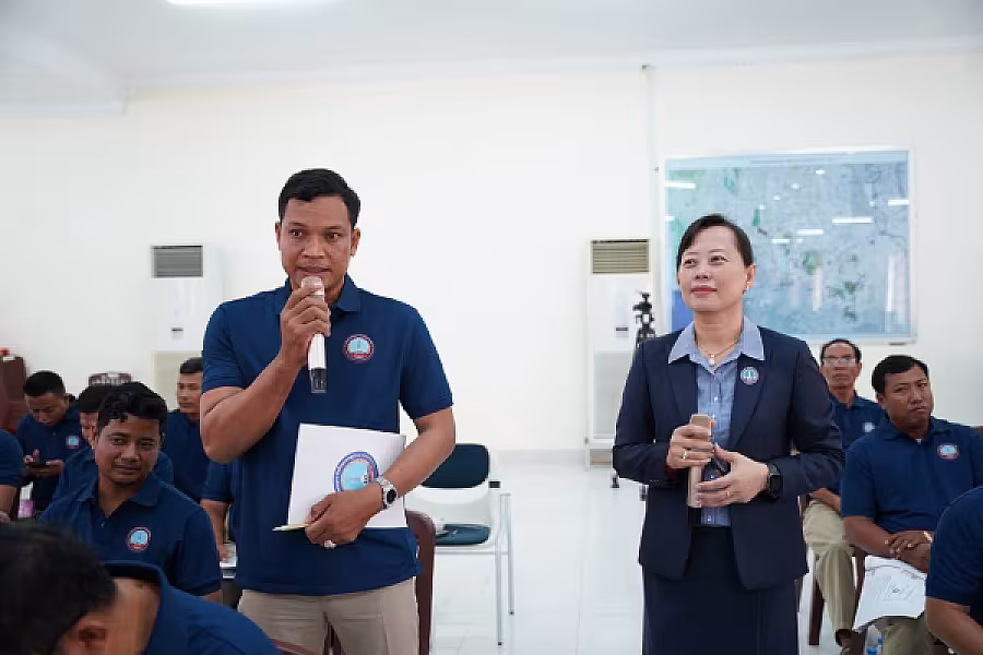 ឯកឧត្តម ឈៀ ស៊ីដារ៉ា អញ្ជើញបើកវគ្គបណ្តុះបណ្តាលស្តីពីការងាររដ្ឋបាល និង ការងារបេឡាមរណសង្គ្រោះ ជូន អ.ន.ក.ខេត្តតាកែវ - Image 11