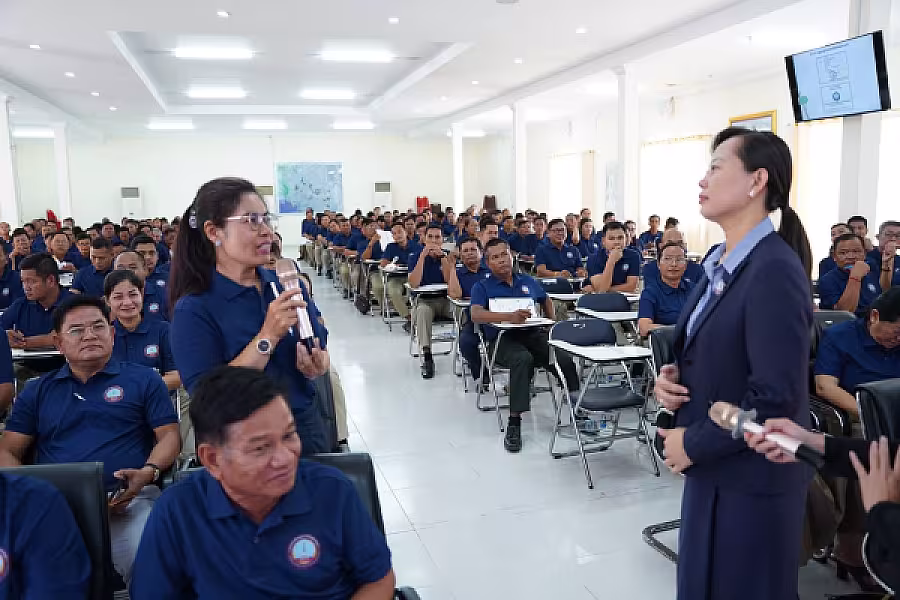 ឯកឧត្តម ឈៀ ស៊ីដារ៉ា អញ្ជើញបើកវគ្គបណ្តុះបណ្តាលស្តីពីការងាររដ្ឋបាល និង ការងារបេឡាមរណសង្គ្រោះ ជូន អ.ន.ក.ខេត្តតាកែវ - Image 12
