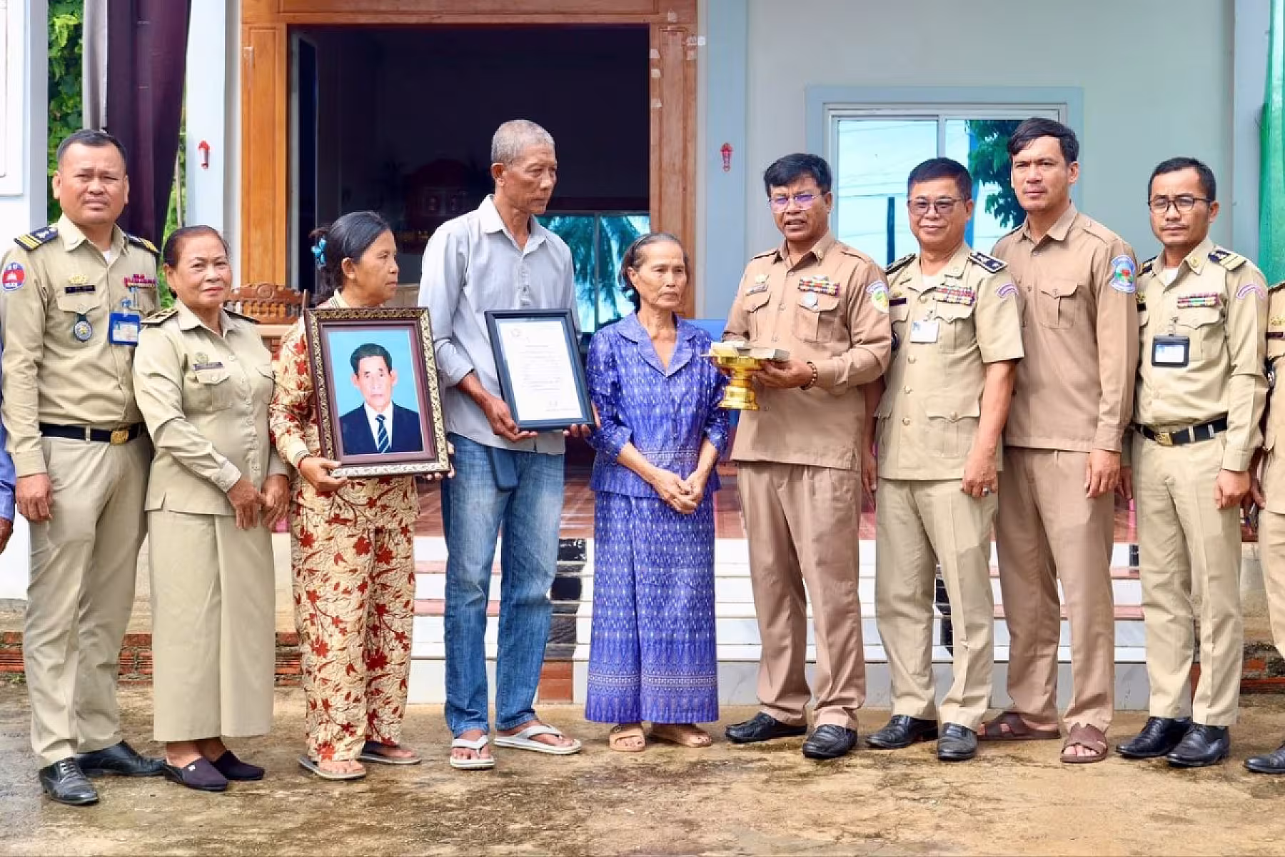 អ.ន.ក.ខេត្តប៉ៃលិន ចុះប្រគល់ថវិកាបេឡាមរណសង្គ្រោះជូនគ្រួសារចំនួនសពជាសមាជិក 
