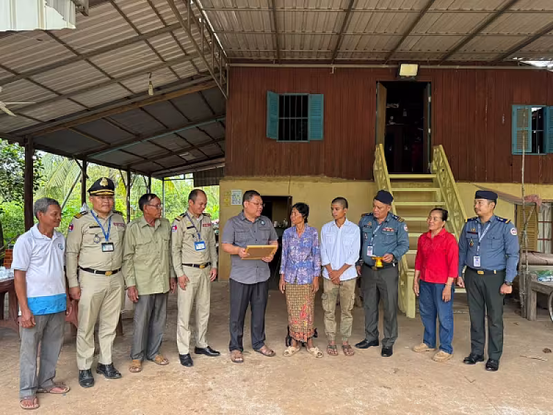 អ.ន.ក.ស្រុកអូរាំងឪ ចុះប្រគល់ថវិកាបេឡាមរណសង្គ្រោះជូនគ្រួសារសពជាសមាជិក - Image 3