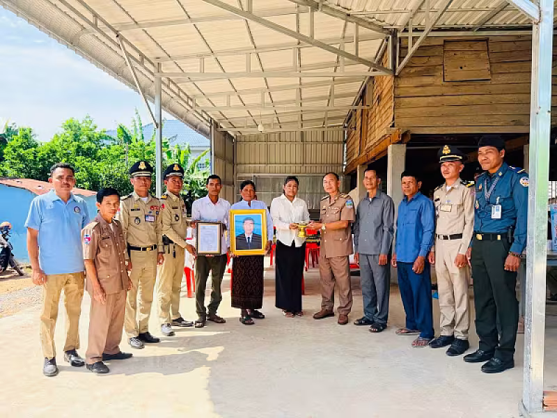អ.ន.ក.ស្រុកអង្គរជុំ ចុះប្រគល់ថវិកាបេឡាមរណសង្គ្រោះជូនគ្រួសារសពជាសមាជិកចំនួន ៤គ្រួសារ - Image 6