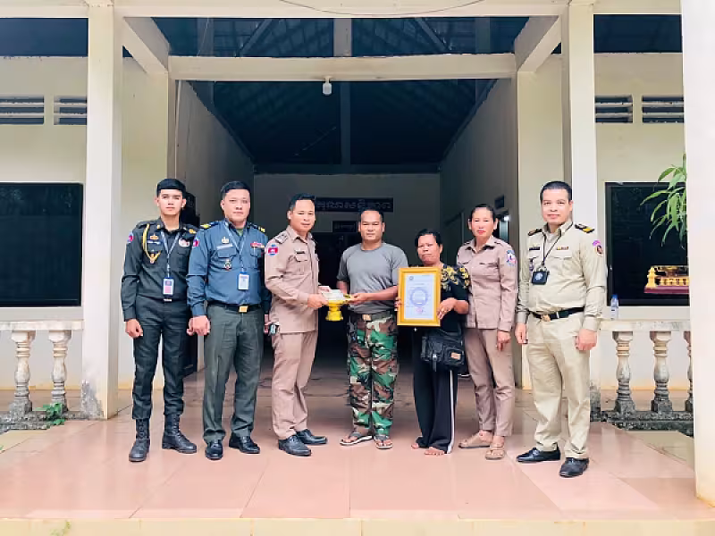 អ.ន.ក.ខេត្តត្បូងឃ្មុំ ចុះប្រគល់ថវិកាបេឡាមរសង្គ្រោះជូនគ្រួសារសពជាសមាជិក - Image 3