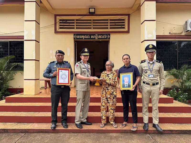 អ.ន.ក.ខេត្តត្បូងឃ្មុំ ចុះប្រគល់ថវិកាបេឡាមរសង្គ្រោះជូនគ្រួសារសពជាសមាជិក - Image 7