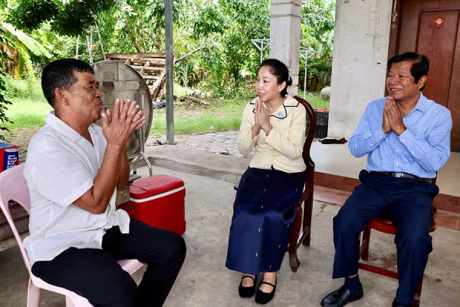 លោកជំទាវ ទុយ សិរីរតនៈ នេត្រភក្ត្រា អញ្ជើញចុះសួរសុខទុ​ក្ខ​អតីតមន្ត្រីរាជការ​ បម្រេីការងារនៅអគ្គនាយកដ្ឋានទូរទស្សន៍​ជាតិកម្ពុជា(TVK) - Image 2