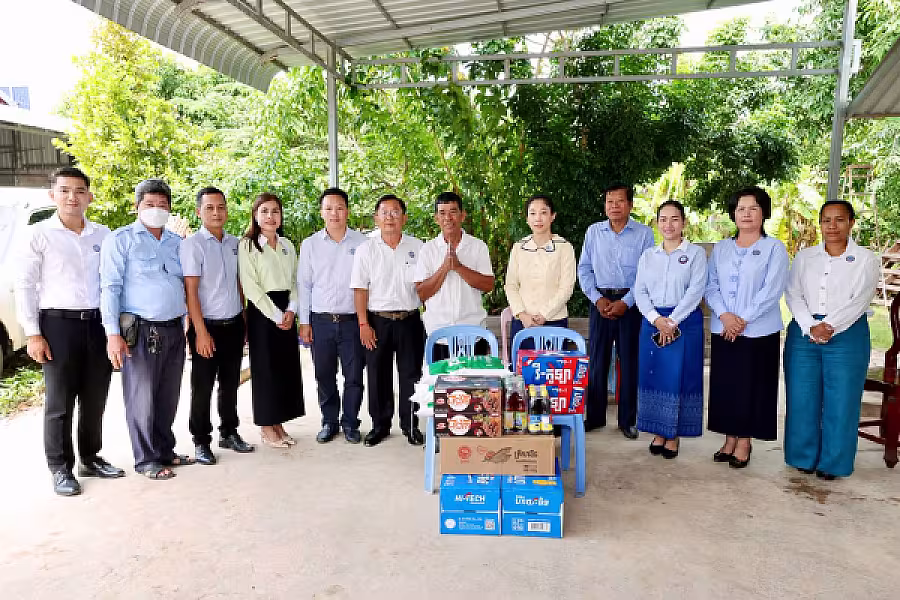 លោកជំទាវ ទុយ សិរីរតនៈ នេត្រភក្ត្រា អញ្ជើញចុះសួរសុខទុ​ក្ខ​អតីតមន្ត្រីរាជការ​ បម្រេីការងារនៅអគ្គនាយកដ្ឋានទូរទស្សន៍​ជាតិកម្ពុជា(TVK) - Image 7