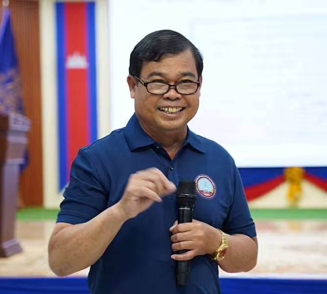 ឯកឧត្តម អ៊ុំ សុខ៖ អ.ន.ក.ឧត្តរមានជ័យទាំងអស់ត្រូវចុះដល់ខ្នងផ្ទះអតីតយុទ្ធជន និងនិវត្តជនដើម្បីដឹងសុខទុក្ខជួយដោះស្រាយបញ្ហាប្រឈមឱ្យបានទាន់ពេលវេលា - Image 19