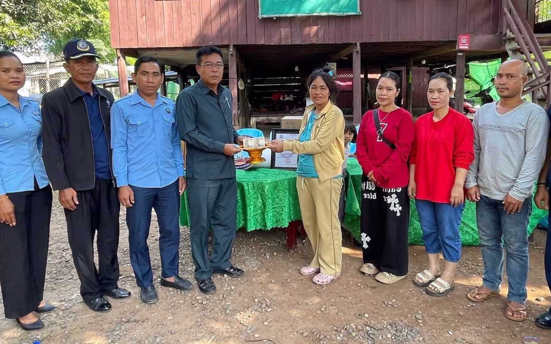 អ.ន.ក.ខេត្តស្ទឹងត្រែង ចុះប្រគល់ប្រាក់បេឡាមរណសង្រ្គោះជូនគ្រួសារសពជាសមាជិកចំនួន ២គ្រួសារ