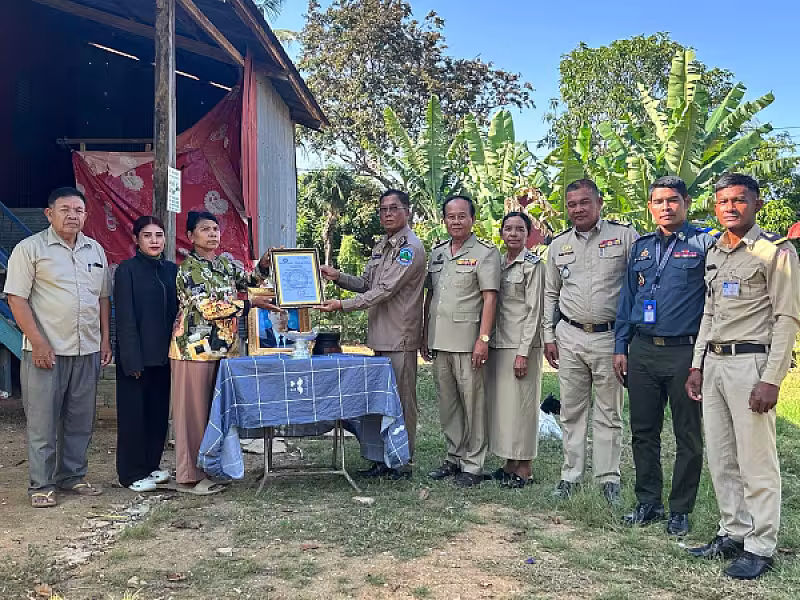 អ.ន.ក.ខេត្តបន្ទាយមានជ័យ ចុះប្រគល់ថវិកាបេឡាមរណសង្គ្រោះជូនគ្រួសារសពជាសមាជិក - Image 2