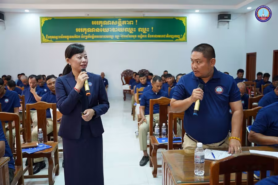 ឯកឧត្តម អ៊ុំ សុខ បើកវគ្គបណ្តុះបណ្តាលជូនអ.ន.ក.ខេត្តកំពង់ធំ ដើម្បីបំរើកាងារជូនអតីតយុទ្ធជន និងនិវត្តជន អោយកាន់តែល្អប្រសើរ - Image 15