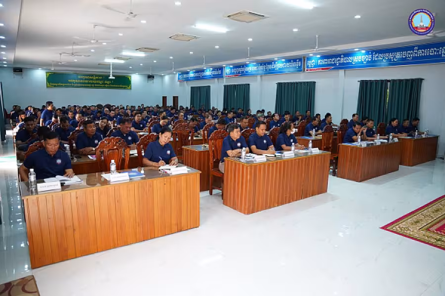 ឯកឧត្តម អ៊ុំ សុខ បើកវគ្គបណ្តុះបណ្តាលជូនអ.ន.ក.ខេត្តកំពង់ធំ ដើម្បីបំរើកាងារជូនអតីតយុទ្ធជន និងនិវត្តជន អោយកាន់តែល្អប្រសើរ - Image 29