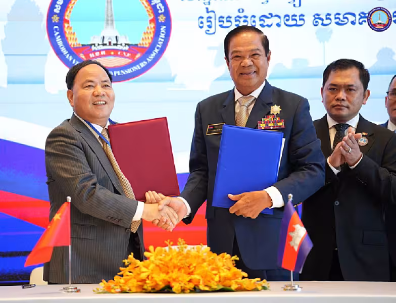 សមាគមអតីតយុទ្ធជន និងនិវត្តជនកម្ពុជា ចុះអនុស្សរណៈយោគយល់ជាមួយសមាគមអតីតយុទ្ធជនខេត្តហ្គ័ងស៊ីនៃសាធារណរដ្ឋប្រជាមានិតចិន - Image 5