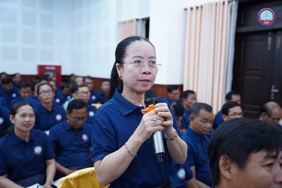 ឯកឧត្តម អ៊ុំ សុខ អញ្ជើញបើកវគ្គបណ្តុះបណ្តាលស្តីពីការងាររដ្ឋបាល និងការងារបេឡាមរណសង្គ្រោះ អ.ន.ក. ខេត្តសៀមរាប - Image 17