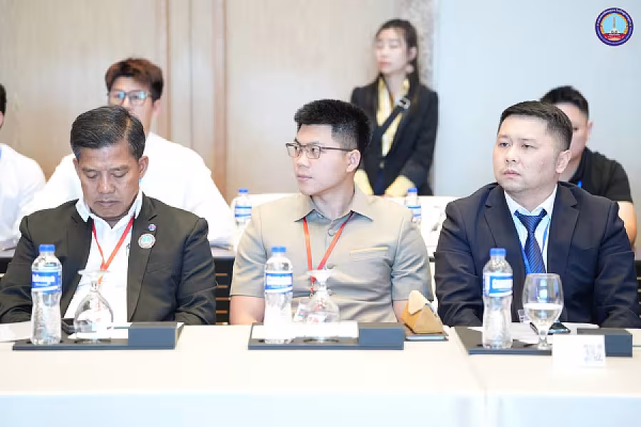 សម្តេច ម៉ែន សំអន ផ្តល់អនុសាសន៍សំខាន់ៗ ៤ ចំណុច ដល់វិនិយោគិនចិនដែលមកទស្សនកិច្ចធុរកិច្ចនៅកម្ពុជាតាមរយៈសមាគមអតីតយុទ្ធជន និងនិវត្តជនកម្ពុជា - Image 10