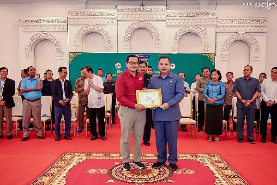 អ.ន.ក. ខេត្តស្ទឹងត្រែង រៀបចំពិធីពិនិត្យភ្នែក និងវាស់កាត់វ៉ែនតា​ជនអតីតយុទ្ធជន និងនិវត្តជន - Image 13