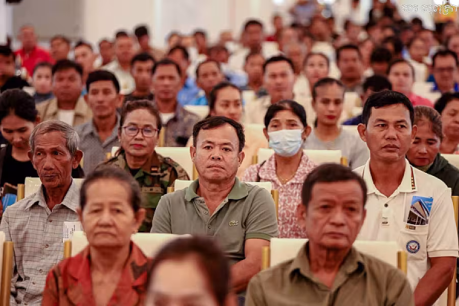 អ.ន.ក. ខេត្តស្ទឹងត្រែង រៀបចំពិធីពិនិត្យភ្នែក និងវាស់កាត់វ៉ែនតា​ជនអតីតយុទ្ធជន និងនិវត្តជន - Image 14