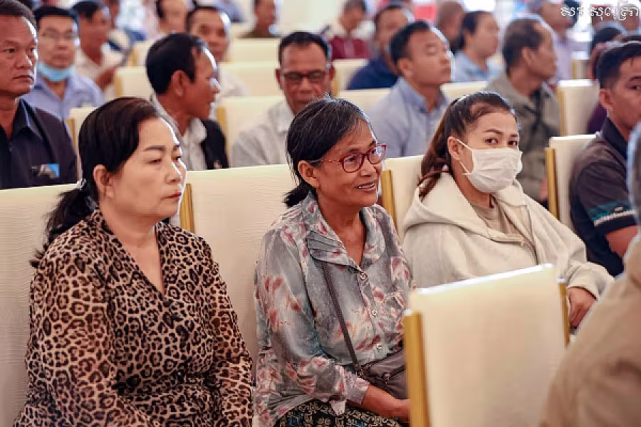 អ.ន.ក. ខេត្តស្ទឹងត្រែង រៀបចំពិធីពិនិត្យភ្នែក និងវាស់កាត់វ៉ែនតា​ជនអតីតយុទ្ធជន និងនិវត្តជន - Image 17
