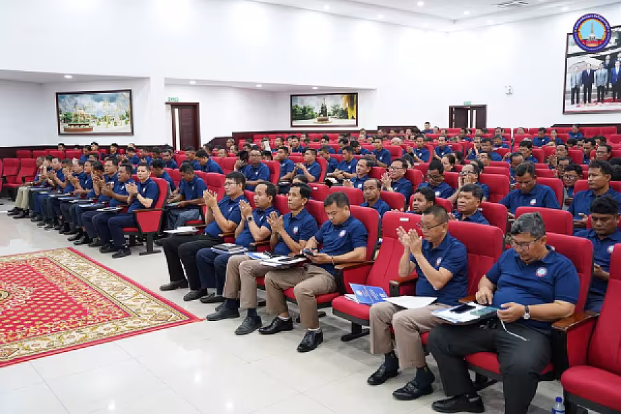 ឯកឧត្តម ឈៀ ស៊ីដារ៉ា អញ្ជើញជាអធិបតីពិធីបើកវគ្គបណ្តុះបណ្តាលជូន អ.ន.ក.ខេត្តកំពង់ស្ពឺ - Image 29