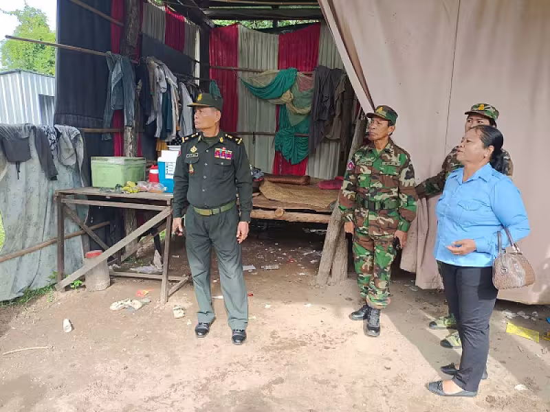 អ.ន.ក. ខេត្តកំពង់ឆ្នាំង នាំយកអំណោយចែកជូនគ្រួសារទីទ័លក្រចំនួន​ ៦គ្រួសារ            - Image 2