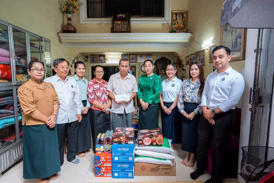 លោកជំទាវ ទុយ សិរីរតនៈ នេត្រភក្ត្រា អញ្ជើញបានចុះសួរសុខទុក្ខនិវត្តជនដែលជាអតីតមន្ត្រីរាជការក្រសួងព័ត៌មាន - Image 13