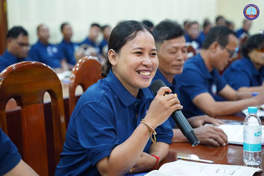ឯកឧត្តម អ៊ុំ សុខ បើកវគ្គបណ្តុះបណ្តាល ស្តីពីការងាររដ្ឋបាល និងបេឡាមរណសង្គ្រោះជូនថ្នាក់ដឹកនាំ អ. ន. ក. ខេត្តក្រចេះ - Image 12