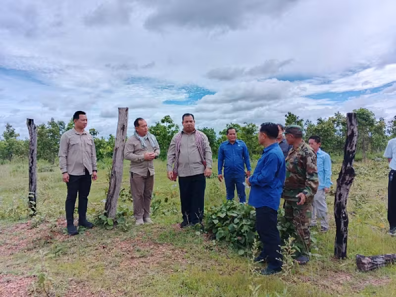 អ.ន.ក.ខេត្តស្ទឹងត្រែង ចុះពិនិត្យសកម្មភាពឈូសឆាយដីសាងសង់ផ្ទះជូនអតីតយុទ្ធជន និងនិវត្តជន - Image 4