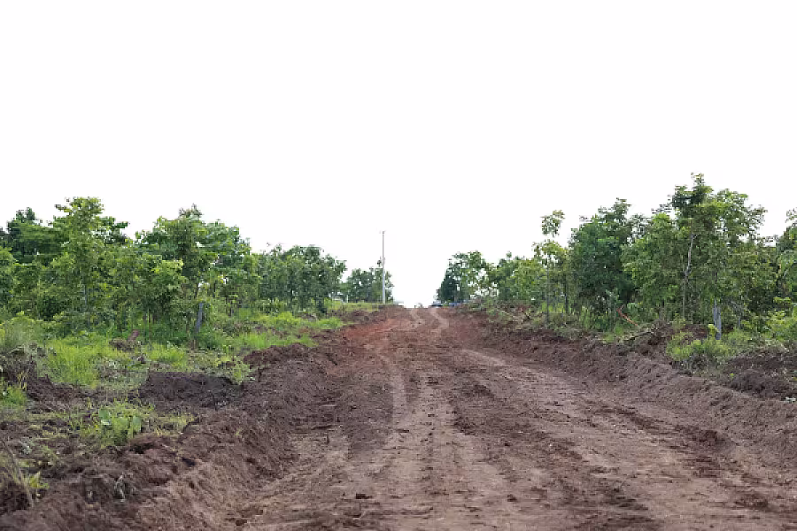 ឯកឧត្តម គន់ គីម អញ្ជើញចុះពិនិត្យទីតាំងដីសម្បទានសង្គមកិច្ចសម្រាប់សាងសង់ផ្ទះជូនអតីតយុទ្ធជន និងនិវត្តជន - Image 19