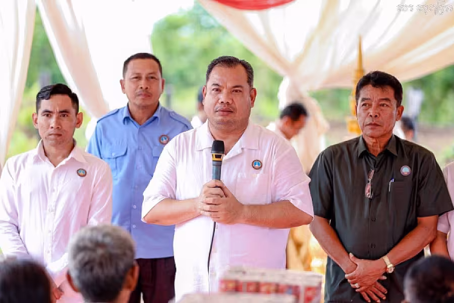 អ.ន.ក.ខេត្តស្ទឹងត្រែង រៀបចំពិធីបើកការដ្ឋានសាងសង់ផ្ទះជូនអតីតយុទ្ធជន និងនិវត្តជន - Image 11