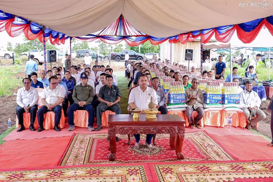 អ.ន.ក.ខេត្តស្ទឹងត្រែង រៀបចំពិធីបើកការដ្ឋានសាងសង់ផ្ទះជូនអតីតយុទ្ធជន និងនិវត្តជន - Image 26