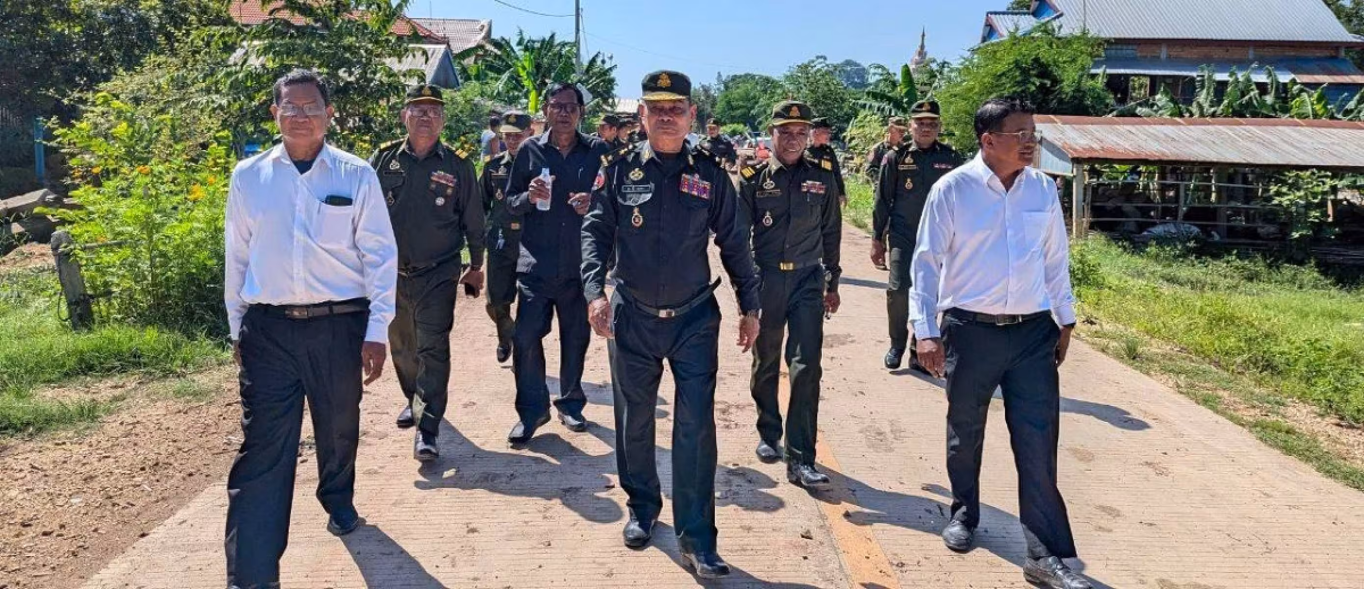 អ.ន.ក.ខេត្តកំពង់ឆ្នាំង ចូលរួមគោរពវិញ្ញាណក្ខន្ធសពវីរកងទ័ពពលី