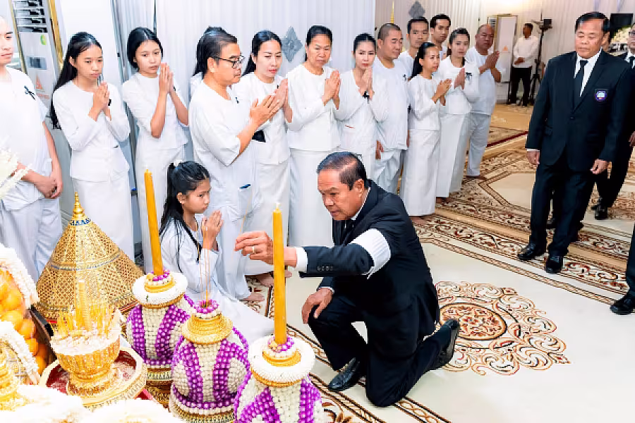 ឯកឧត្តម ទេសរដ្ឋមន្រ្តី គន់ គីម អញ្ជើញដឹកនាំគណៈប្រតិភូគោរពវិញ្ញាណក្ខន្ធសព ឯកឧត្តម ទឹម ផន   - Image 8