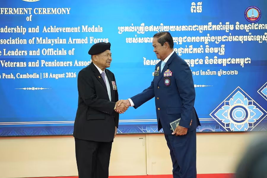 ឯកឧត្តម គន់ គីម ទទួលគ្រឿងឥស្សរិយយសជាន់ខ្ពស់ពីសមាគមអតីតយុទ្ធជន ម៉ាឡេស៊ី - Image 3