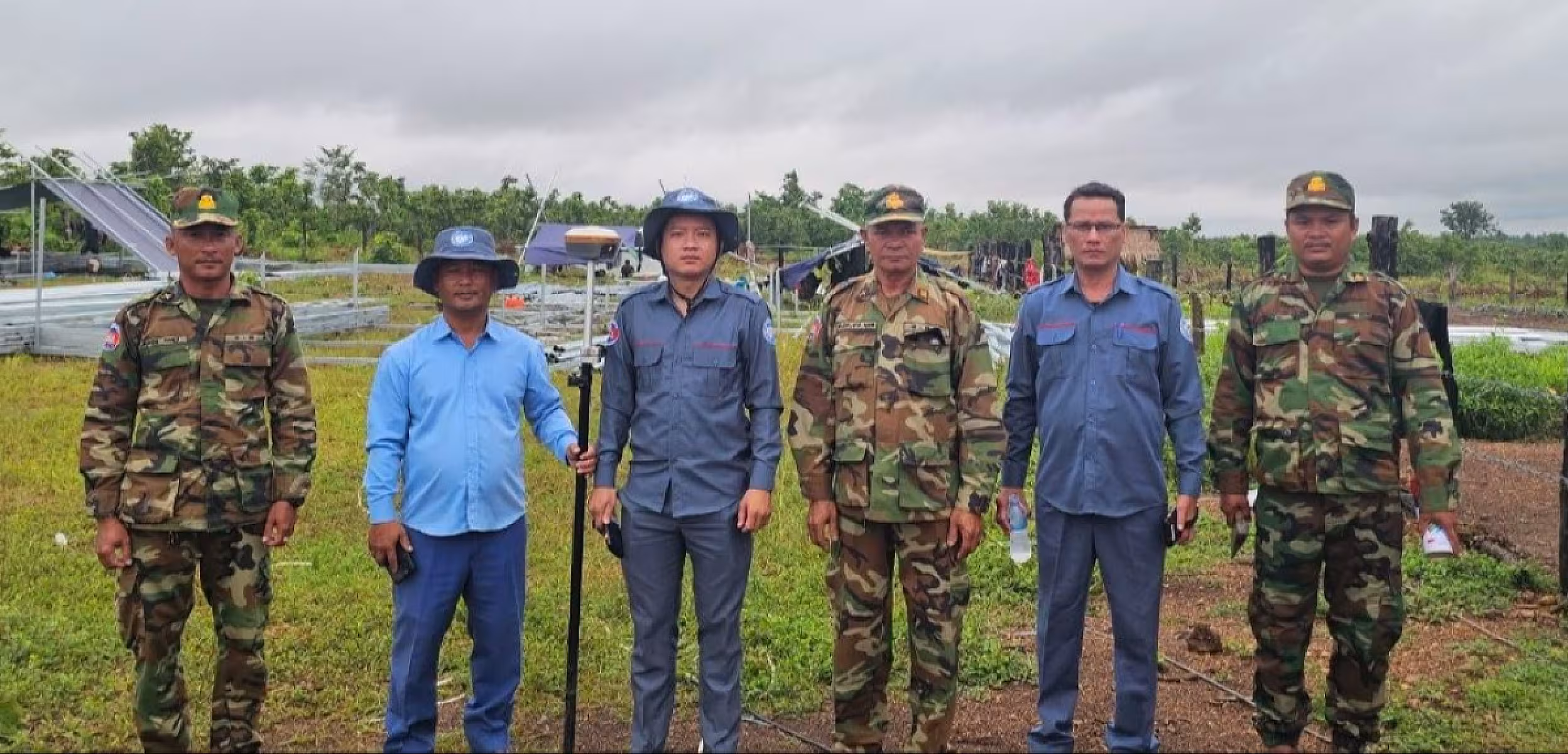 អ.ន.ក. ខេត្តស្ទឹងត្រែង ចុះពិនិត្យទីតាំងដីសម្រាប់សាងសងផ្ទះជូនសមាជិក