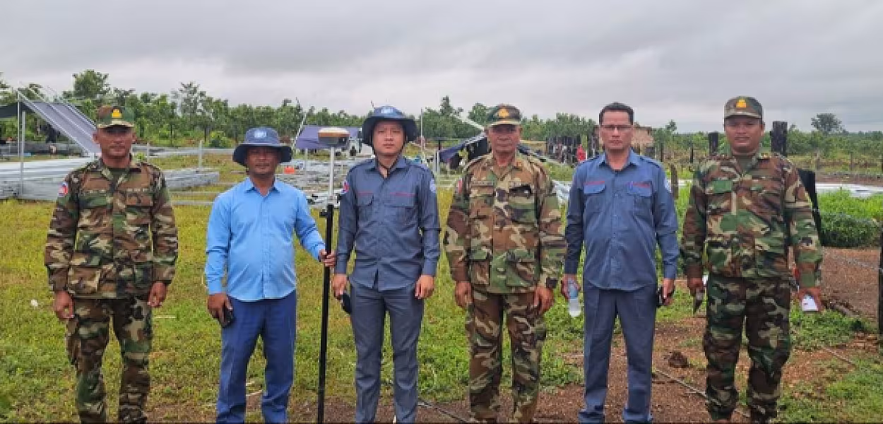អ.ន.ក. ខេត្តស្ទឹងត្រែង ចុះពិនិត្យទីតាំងដីសម្រាប់សាងសងផ្ទះជូនសមាជិក